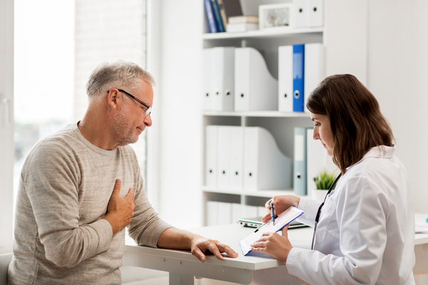 tumore al seno negli uomini: cause, sintomi e prevenzione 